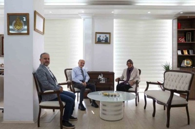 Cumhurbaşkanı Başdanışmanı Oruç’tan, Başkan Özlü’ye ziyaret