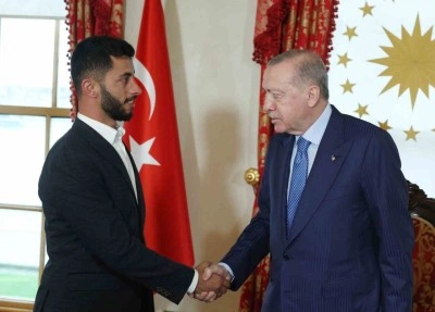 Cumhurbaşkanı Erdoğan, Oscar &ouml;d&uuml;ll&uuml; Filistinli y&ouml;netmen Basel Adra&rsquo;yı kabul etti