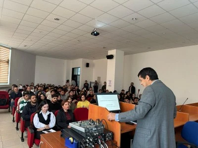 D.Ü Ziraat Fakültesi'nde Tarımın Geleceği konuşuldu