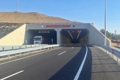 Demirışık Tüneli ve Köprüler Hizmete Açıldı
