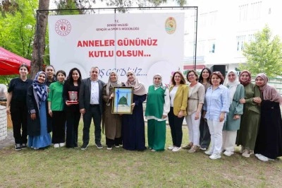 Denizli protokolü şehit anneleriyle buluştu