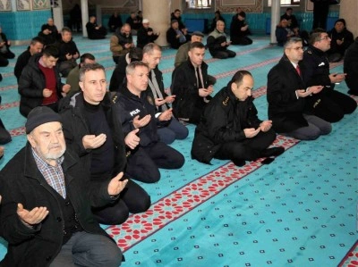 Depremde hayatını kaybedenler için Mevlid-i Şerif programı düzenlendi