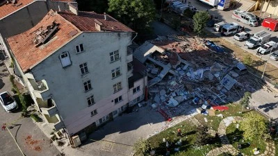  Depremde Yıkılan Binada Kolon Kesme İddiası: Fırın Detayı Şok Etti