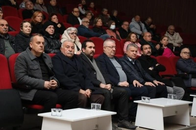 Depreme dirençli kentler için Edremit’te panel düzenlendi