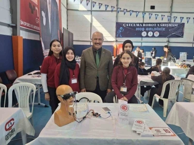 Devrekli &ouml;ğrenciler robot yarışmasında birinci oldular