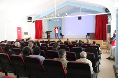 Dicle&rsquo;de &Ccedil;ift&ccedil;ilere KKYDP Desteği Anlatıldı
