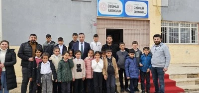 Dicle'de il&ccedil;e milli eğitim m&uuml;d&uuml;r&uuml; &ouml;ğrenci ve &ouml;ğretmenlerle buluştu