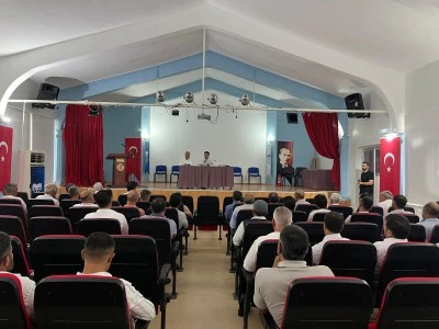 Dicle Kaymakamı Mustafa Atış, Vatandaş ve Esnafla Bir Araya Geldi