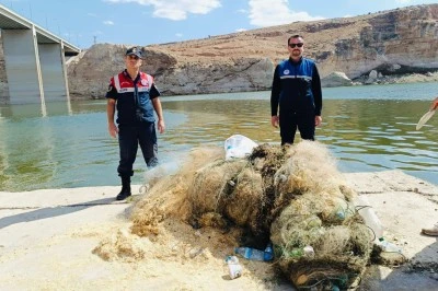 Dicle Nehri'nde Kaçak Avcılığa Darbe: 3.500 Metre Ağ Ele Geçirildi