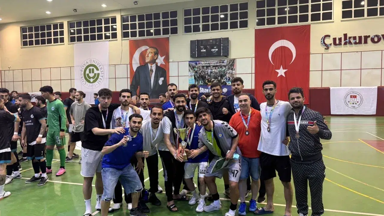 Dicle &Uuml;niversitesi Futsal Takımı T&uuml;rkiye &Uuml;&ccedil;&uuml;nc&uuml;s&uuml; Oldu