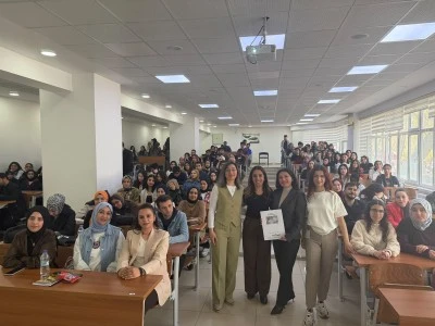 Dicle &Uuml;niversitesi'nden Sağlık Alanında Kariyer Hedefleyen Gen&ccedil;lere Videolu Davet
