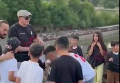 Diyarbakır'a geldi sahte forma dağıttı!