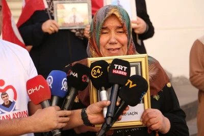 Diyarbakır Anneleri’nin Evlat Nöbetine Bir Aile Daha Katıldı: Aile Sayısı 385’e Yükseldi