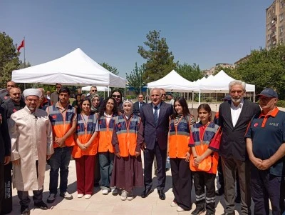 Diyarbakır'da 15 Temmuz Anmaları Hava Şehitliği'nde Başladı