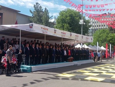 Diyarbakır&rsquo;da 19 Mayıs Coşkusu