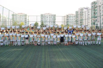 Diyarbakır&rsquo;da 250&rsquo;den fazla &ccedil;ocuk sporla buluştu