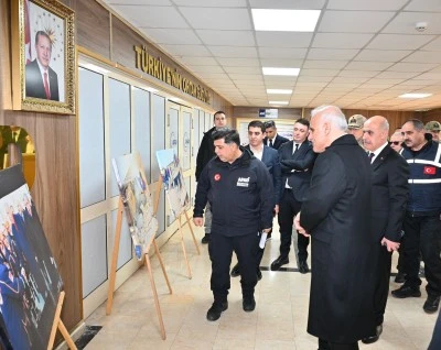 Diyarbakır&rsquo;da 6 Şubat Depremleri Anıldı: Şehit Mezarlarına Ziyaret, Camilerde Mevlit