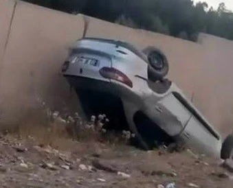 Diyarbakır&rsquo;da ara&ccedil; takla attı: 1 yaralı