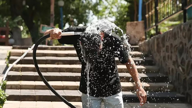 Diyarbakır’da Aşırı Sıcaklar Hayatı Zorlamaya devam ediyor