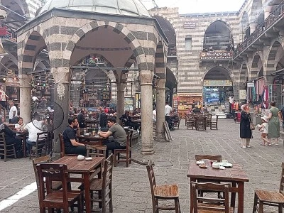 Diyarbakır&rsquo;da aynı &uuml;r&uuml;n, farklı işletmede farklı fiyat
