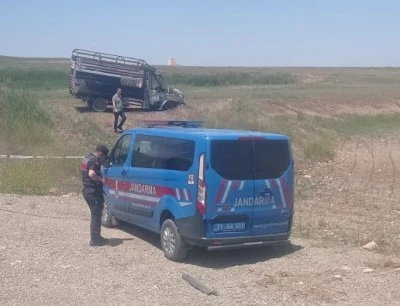 Diyarbakır'da baba ve oğlu pikapta yakılarak katledildi