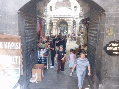 Diyarbakır&rsquo;da barış havası turizme yansıdı