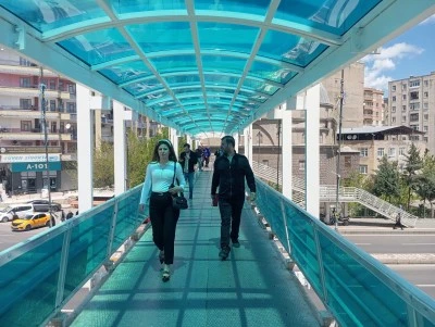 Diyarbakır&rsquo;da Bayram &Ouml;ncesi &Uuml;st Ge&ccedil;itlerde Kapsamlı Yenileme &Ccedil;alışması