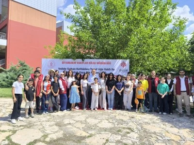 Diyarbakır&rsquo;da Burslu &Ouml;ğrenciler ve Aileleri piknikte Buluştu