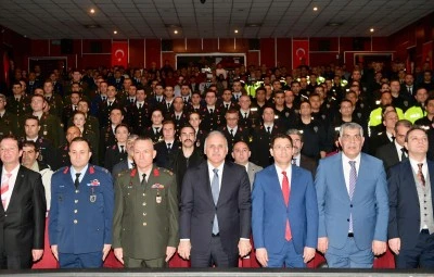 Diyarbakır'da Çanakkale Şehitleri yad edildi