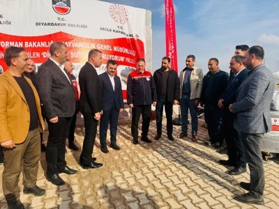 Diyarbakır'da &Ccedil;ift&ccedil;ilere Soğutma Tankı ve Analiz Desteği