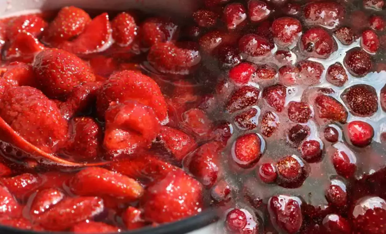 Diyarbakır'da Çilek reçeli mesaisi başladı