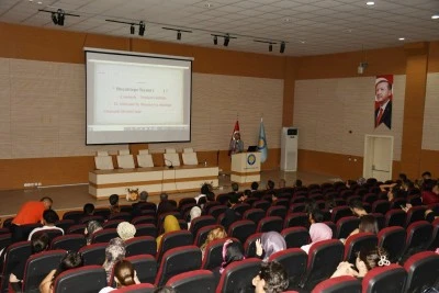 Diyarbakır'da Darbe Tarihi ve Demokrasi Bilinci Panellerle Ele Alındı