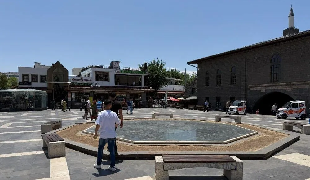 Diyarbakır'da Emeklilerin Vazge&ccedil;ilmez Buluşma Noktası