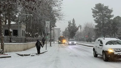 Diyarbakır&rsquo;da Etkili Kar Yağışı Nedeniyle Okullar Tatil Edildi