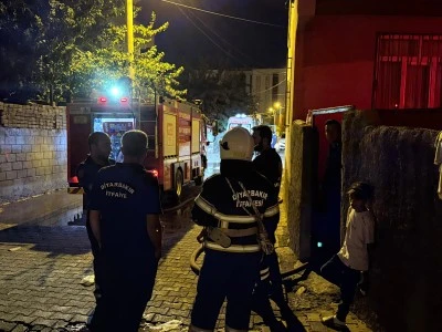 Diyarbakır’da Evde Patlama: 1’i Ağır 4 Yaralı