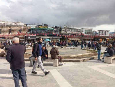 Diyarbakır&rsquo;da gen&ccedil;ler ekonomik nedenlerle yalnız yaşamı tercih ediyor