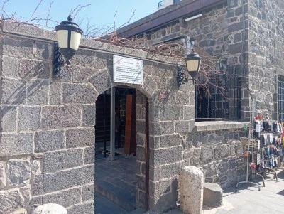 Diyarbakır&rsquo;da gizemli tarihi yapı