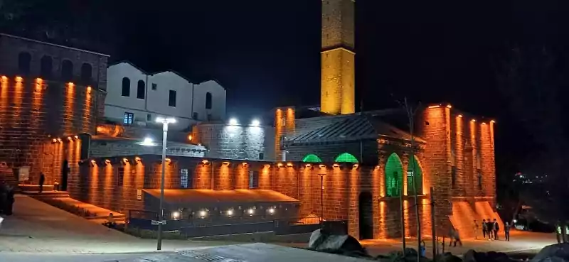 Diyarbakır'da İlk Teravih Heyecanı Ne Zaman Başlıyor!