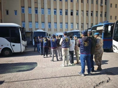 Diyarbakır&rsquo;da Jandarmadan Su&ccedil; Operasyonu