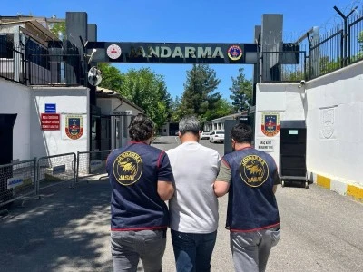 Diyarbakır'da Jandarmadan Su&ccedil;la M&uuml;cadelede Kapsamlı Operasyon