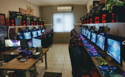 Diyarbakır&rsquo;da Kadınlar Uyarıldı: Sosyal Medyada Fotoğraf Paylaşımı!