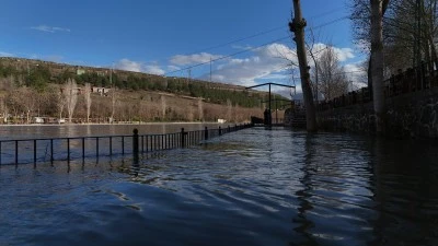 Diyarbakır&rsquo;da Kar ve Sağanak Etkisi: Dicle Nehri&rsquo;nin Su Seviyesi Y&uuml;kseldi
