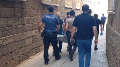Diyarbakır&rsquo;da Kardeş Kavgası Kanlı Bitti