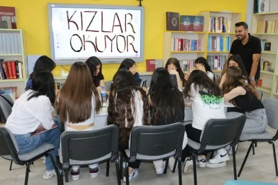 Diyarbakır'da Kız Öğrencilere büyük destek