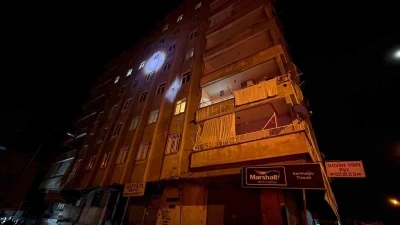 Diyarbakır&rsquo;da 8 katlı apartman boşaltıldı