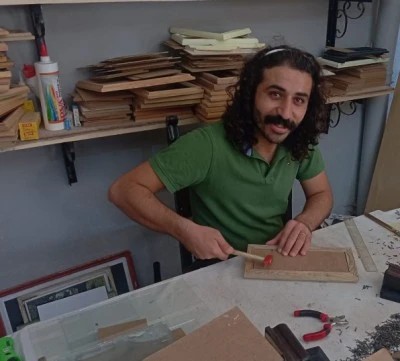 Diyarbakır’da Kuruyan Çiçekler Sanata Dönüşüyor