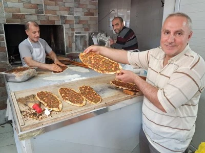Diyarbakır&rsquo;da Lahmacun mu Pide mi