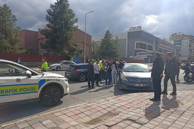 Diyarbakır'da maddi hasarlı trafik kazısı