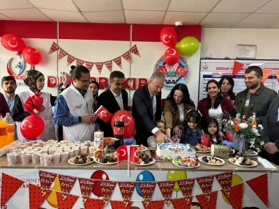 Diyarbakır'da Minik Hastalara Moral Etkinliği