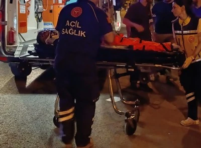 Diyarbakır&rsquo;da Motosikletler Kafa Kafaya &Ccedil;arpıştı: 4 Yaralı